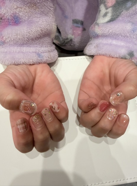 ohoraネイルの両手仕上がり